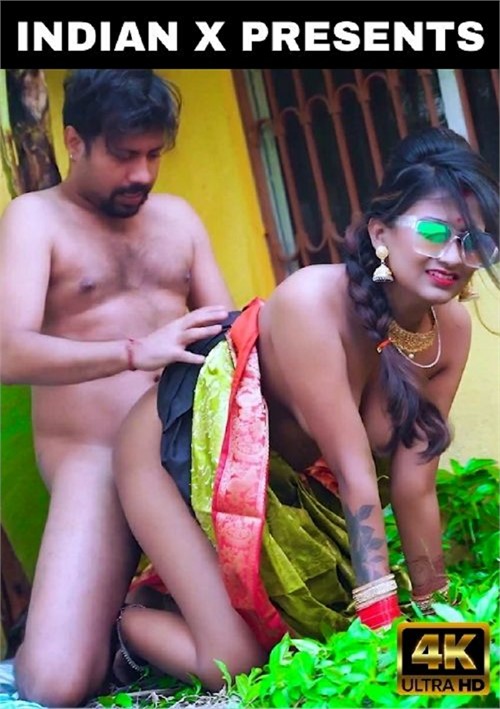 Horny Couple Fucking In Garden