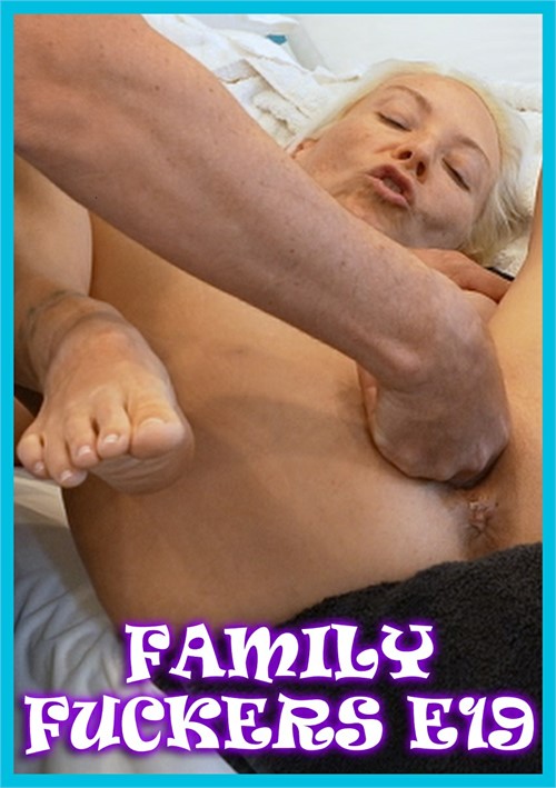 StepDaughter Takes StepDad’s Cum On Her Soles – FAMILY FUCKERS E19 – MILF STELLA
