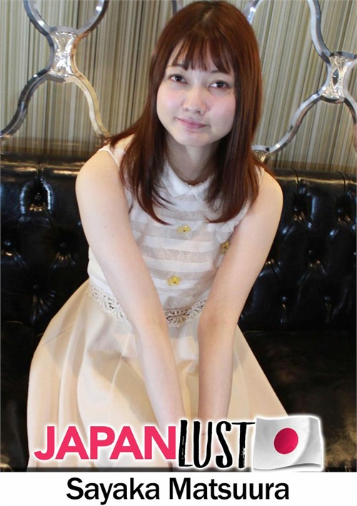 Petite Japanese MILF Spreads Wide For Creampie