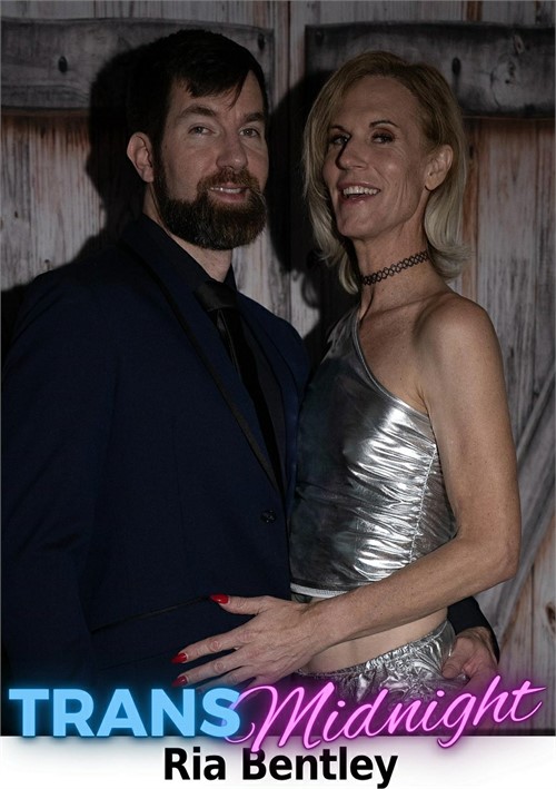 Ria Bentley finally rides Chris Epic’s cock after years of lustful tension and perfect chemistry