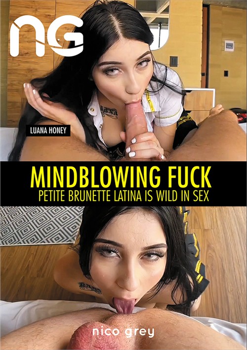 Mindblowing Fuck – Petite Brunette Latina Is Wild in Sex