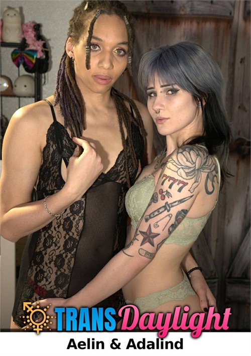 Aelin’s Intimate Encounter: Latina Trans Teases Her Girlfriend
