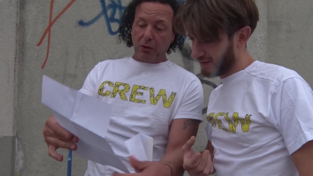 Con Svetlana graffiti, pompini impazziti Scene 1